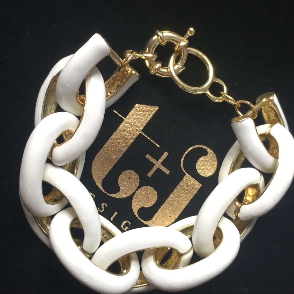 NWT White Enamel Link Bracelet